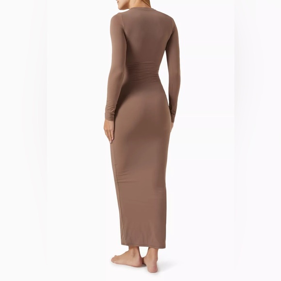 SKIMS Fits Everybody Crewneck Dress - Picture 3 of 3